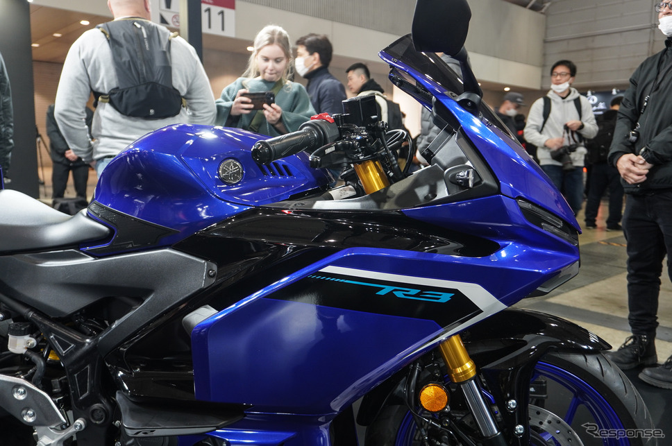 ヤマハ YZF-R3 2025年モデル(東京オートサロン2025)《写真撮影 宮崎壮人》