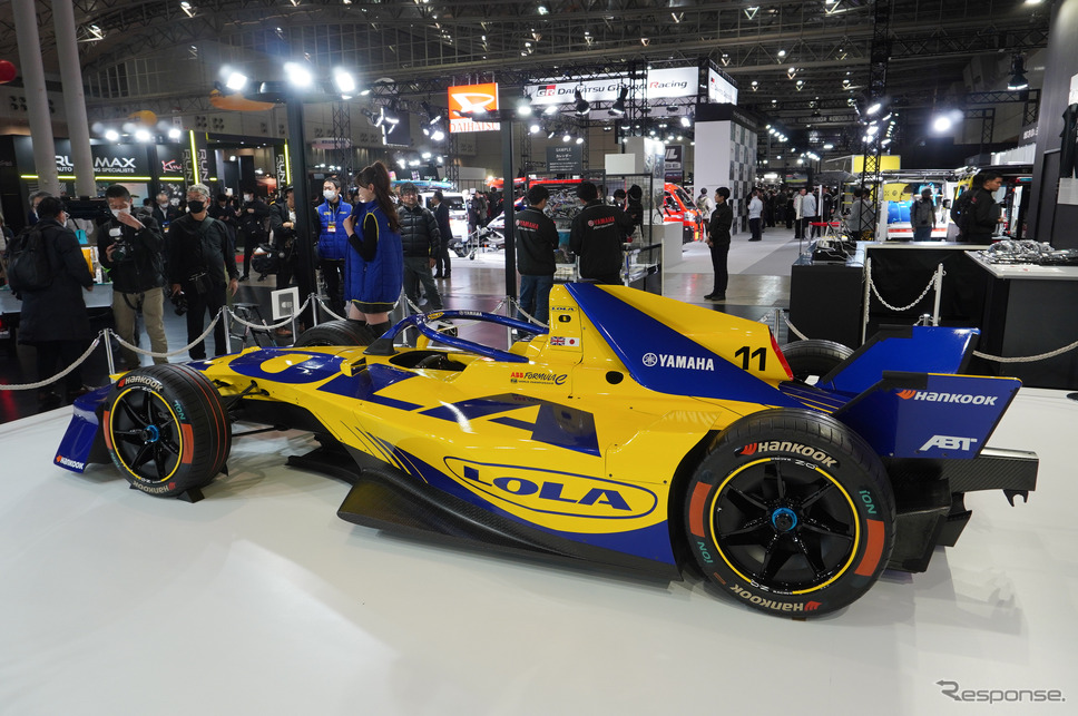 ヤマハ発動機ブースで初公開されたフォーミュラEマシン(東京オートサロン2025)《写真撮影 宮崎壮人》