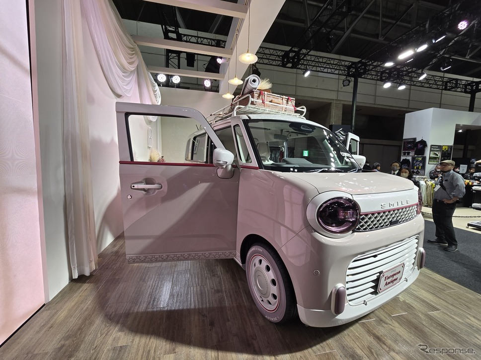 スズキ ワゴンR スマイル EUROPEAN ANTIQUE(東京オートサロン2025)《写真撮影 根岸智幸》