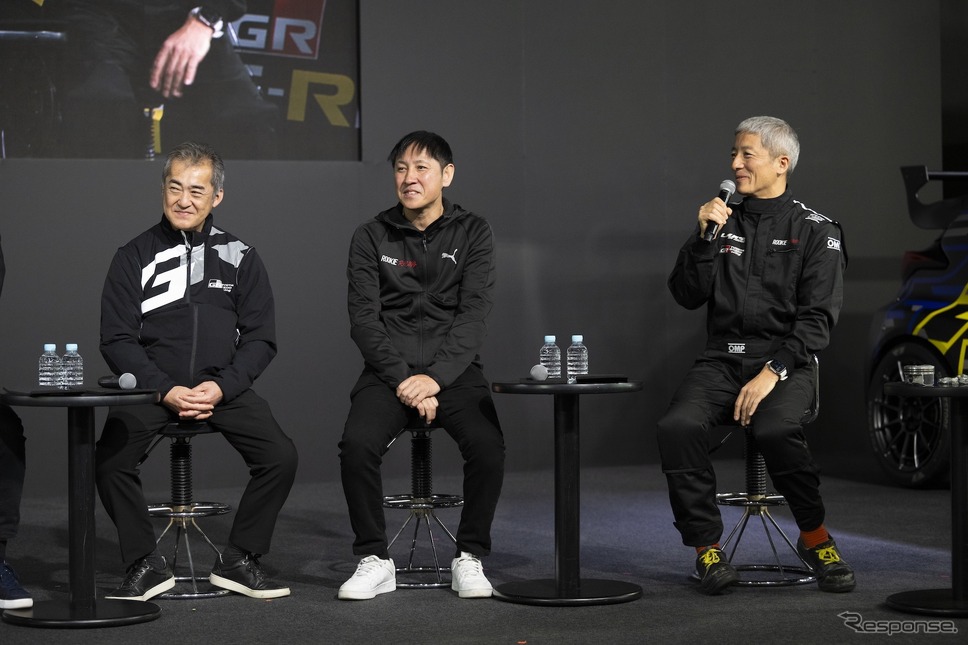 トヨタGAZOOレーシング「モータースポーツ起点のもっといいクルマづくり」トークショー(東京オートサロン2025)《写真撮影 土屋勇人》