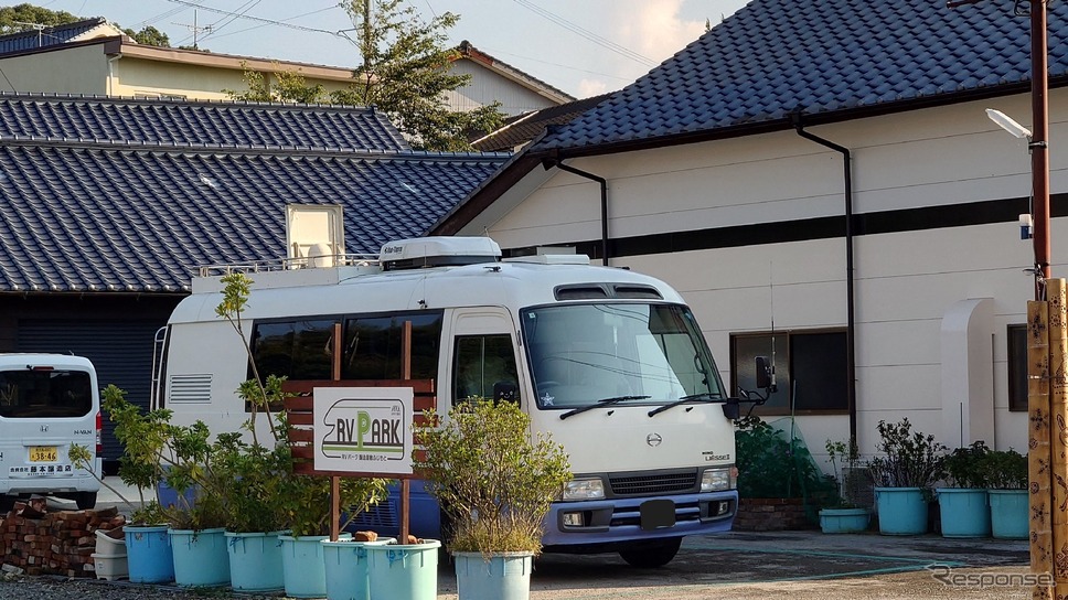 「RVパーク 醸造屋敷ふじもと」《写真提供 日本RV協会》