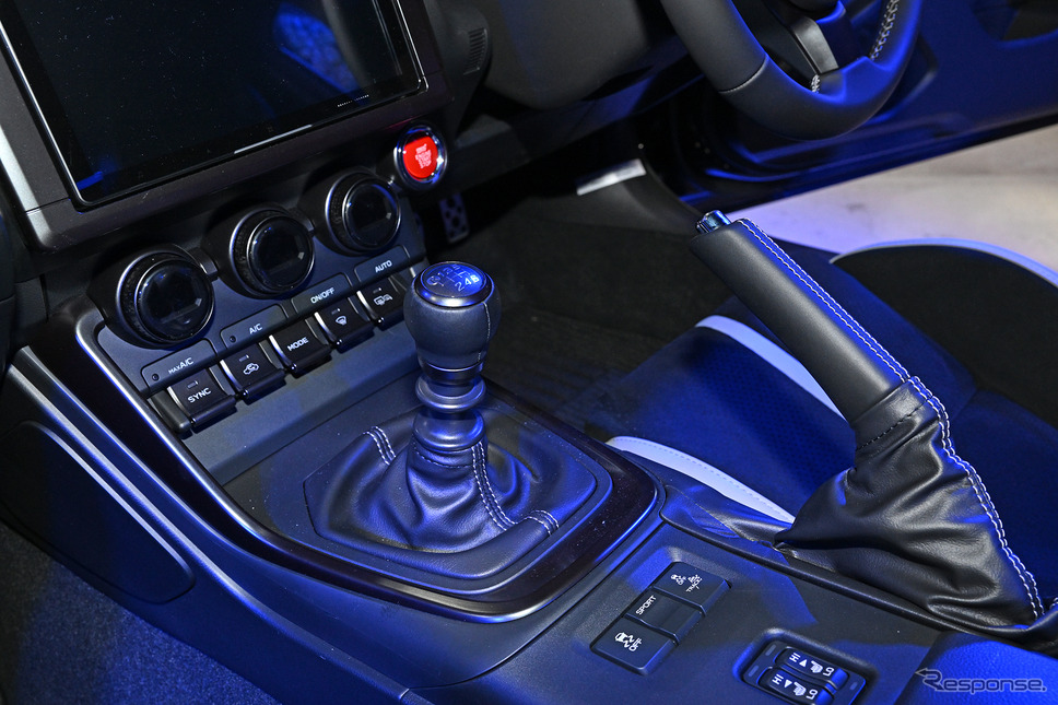 スバル BRZ STI Sport PURPLE EDITION(東京オートサロン2025)《写真撮影 安藤貴史》
