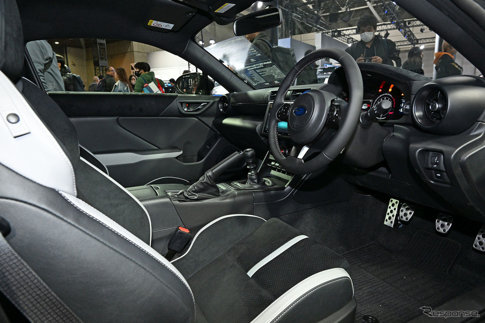 スバル BRZ STI Sport PURPLE EDITION(東京オートサロン2025)《写真撮影 安藤貴史》