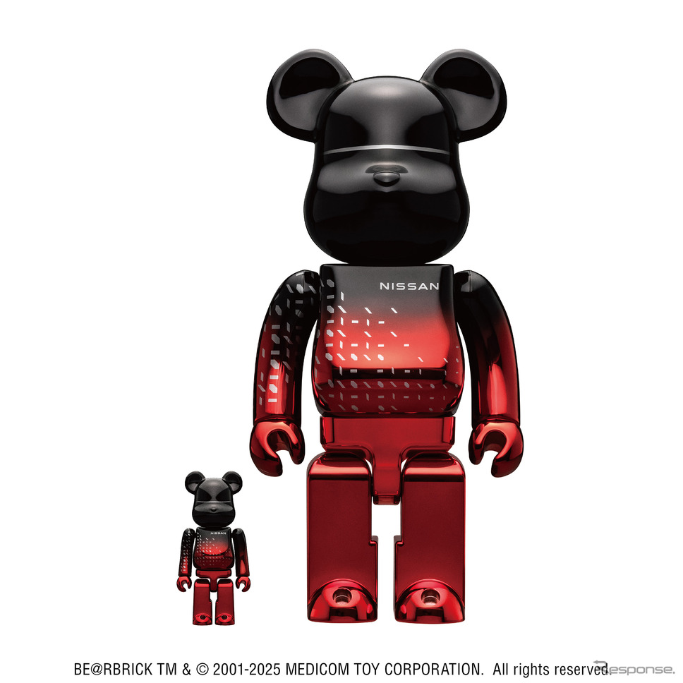 NISSAN BE@RBRICK “Sakura at Japanese Dawn 暁の桜”《写真提供 日産自動車》