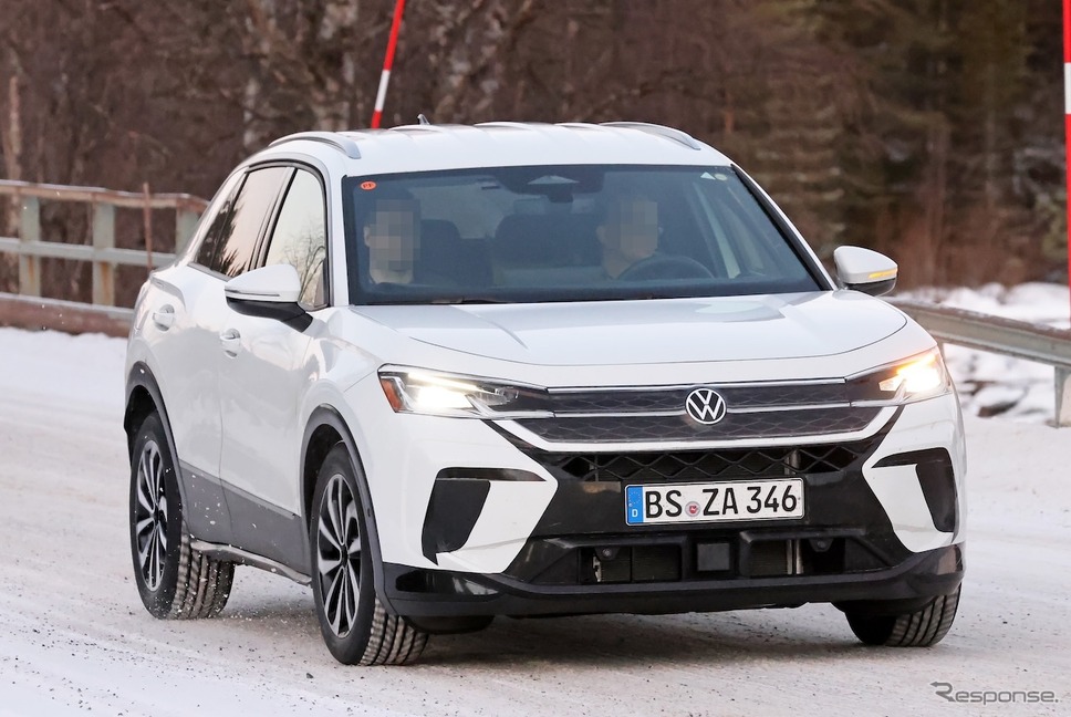 VW Tロック 次期型のプロトタイプ《APOLLO NEWS SERVICE》