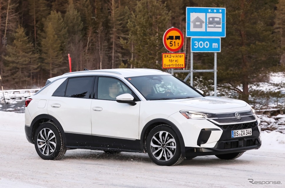 VW Tロック 次期型のプロトタイプ《APOLLO NEWS SERVICE》
