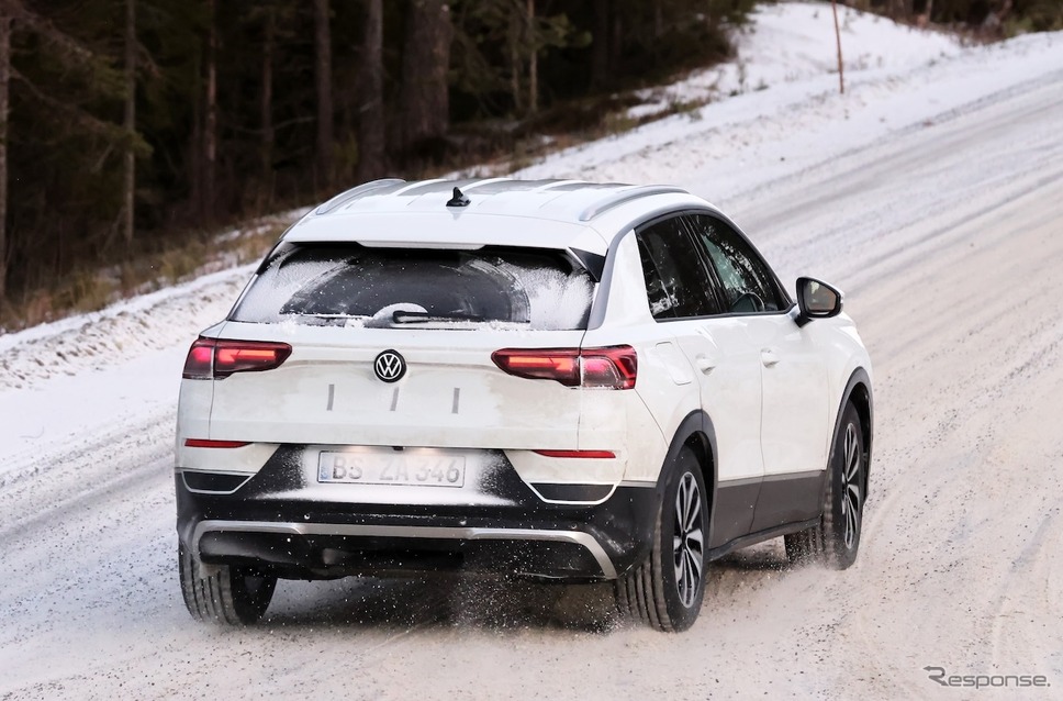 VW Tロック 次期型のプロトタイプ《APOLLO NEWS SERVICE》