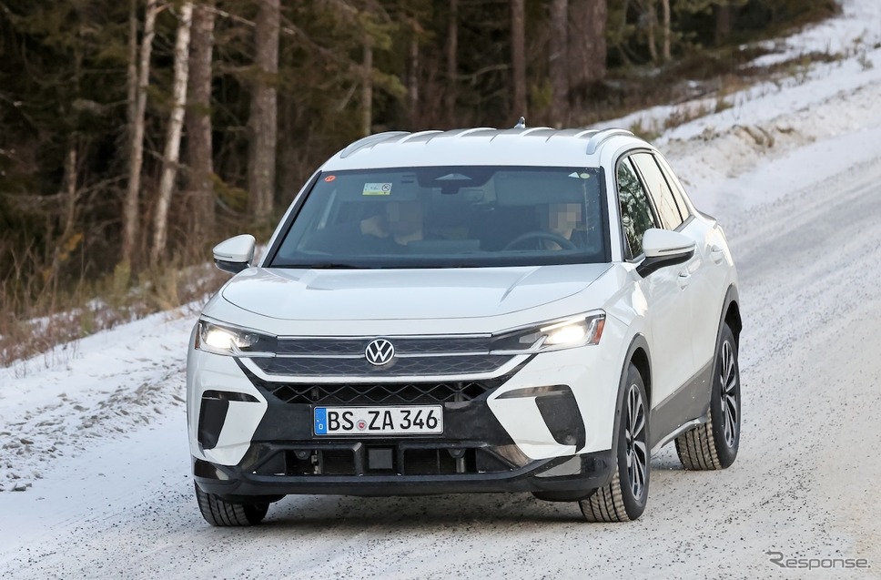 VW Tロック 次期型のプロトタイプ《APOLLO NEWS SERVICE》