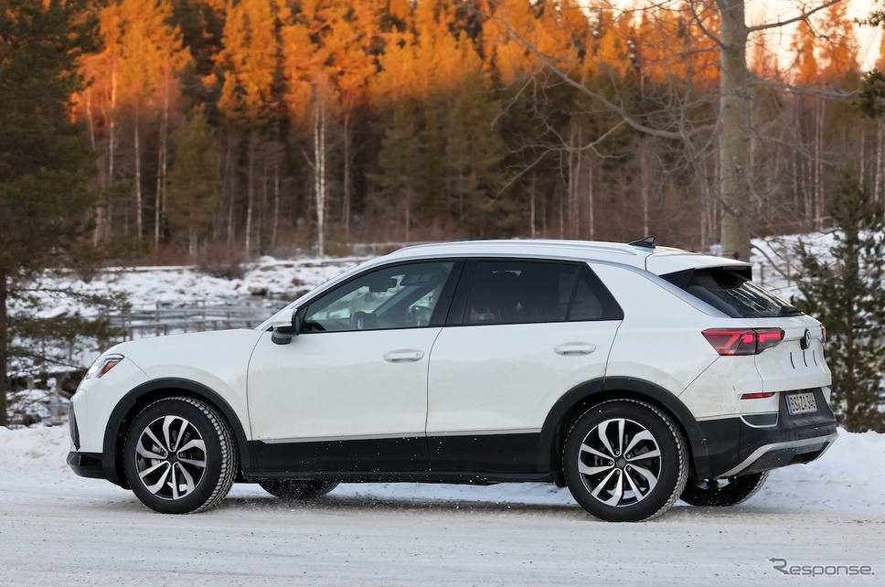 VW Tロック 次期型のプロトタイプ《APOLLO NEWS SERVICE》