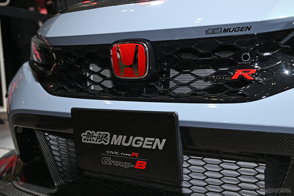 無限 CIVIC TYPE R MUGEN Group.B Pre Production MODEL（東京オートサロン2025）《写真撮影 安藤貴史》