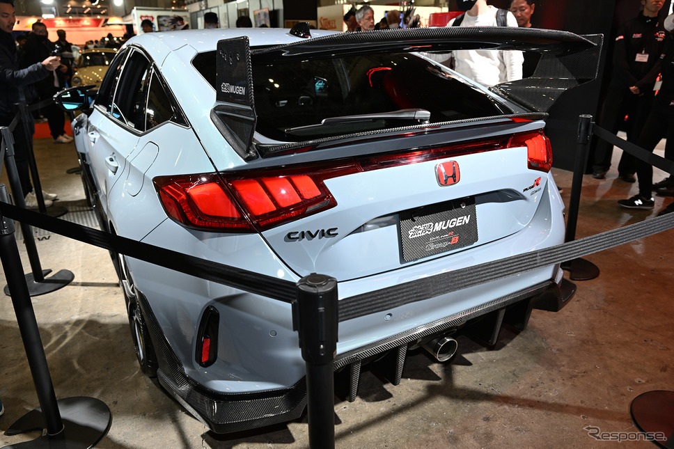 無限 CIVIC TYPE R MUGEN Group.B Pre Production MODEL（東京オートサロン2025）《写真撮影 安藤貴史》