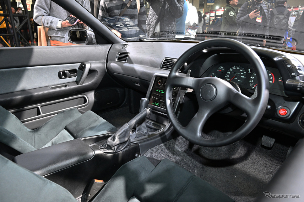 R32型日産『スカイラインGT-R』を電気自動車化したコンセプトモデル「R32EV」(東京オートサロン2025)《写真撮影 安藤貴史》