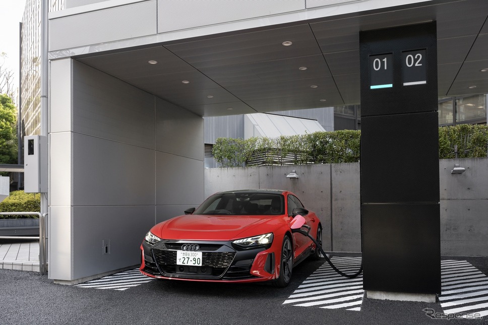 Audi charging hub紀尾井町《写真提供 アウディジャパン》