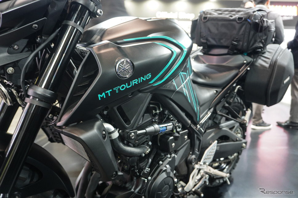 ヤマハ MT-03 ツーリングスタイル(東京オートサロン2025)《写真撮影 宮崎壮人》