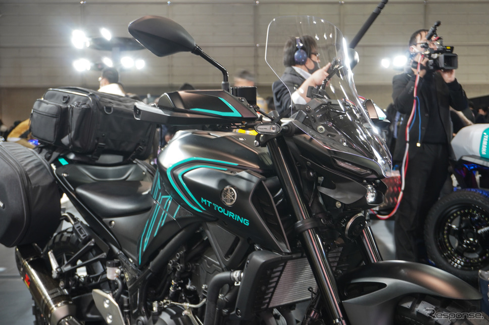 ヤマハ MT-03 ツーリングスタイル(東京オートサロン2025)《写真撮影 宮崎壮人》