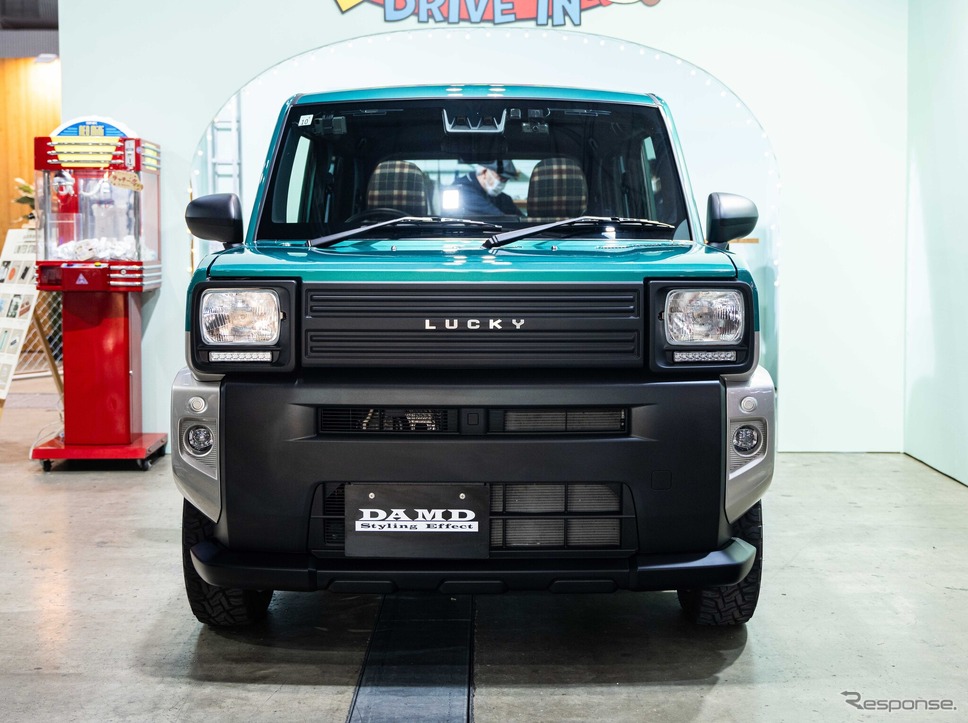ダイハツ タフトのカスタム車「DAMD TAFT LUCKY」（東京オートサロン2025）《写真撮影 望月勇輝》