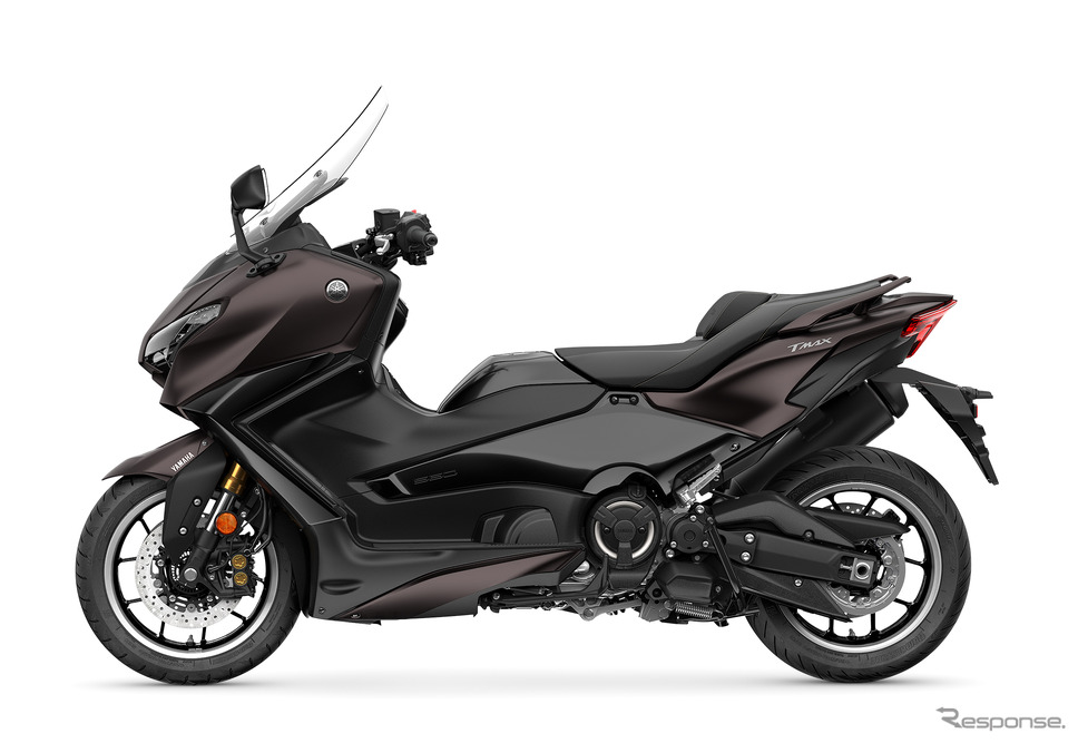 ヤマハ TMAX560 TECH MAX ABS(マットダークレディッシュグレーパール1)《写真提供 ヤマハ発動機販売》