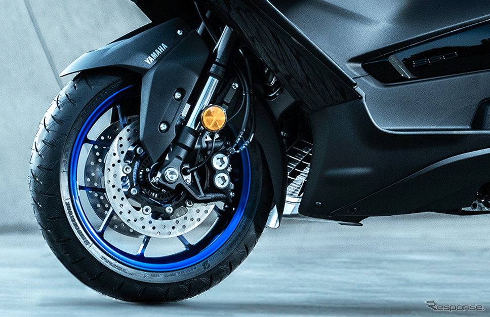 ヤマハ TMAX / TMAX TECH MAX(写真は欧州仕様)《photo by Yamaha Motor》