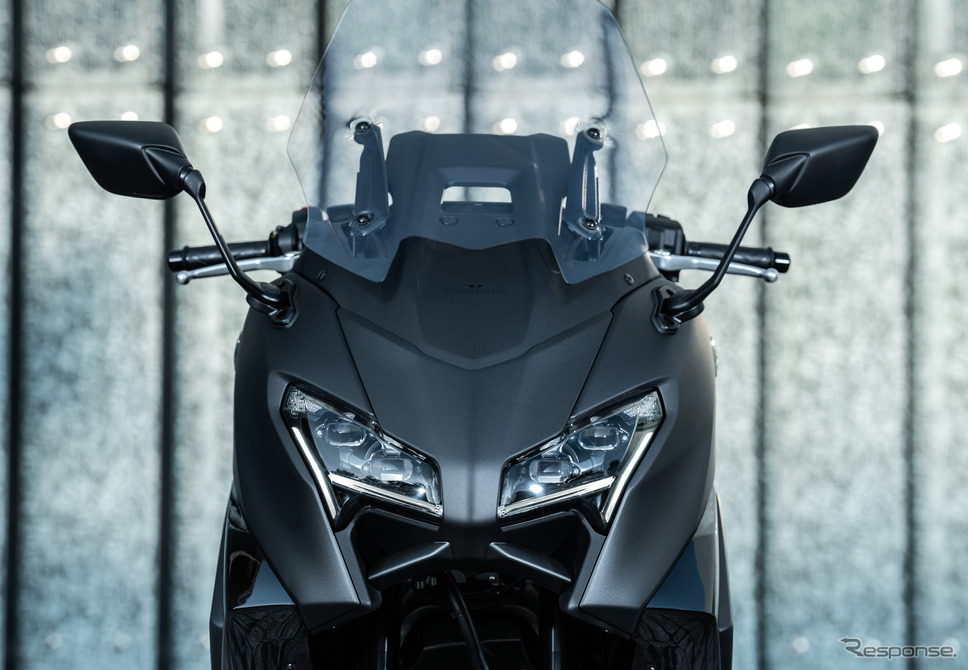 ヤマハ TMAX / TMAX TECH MAX(写真は欧州仕様)《photo by Yamaha Motor》
