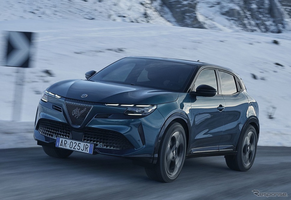 アルファロメオ『ジュニア』新型の「Q4」《photo by Alfa Romeo》