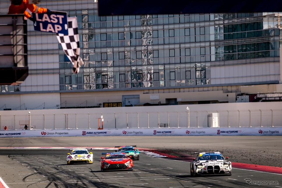 BMW『M4 GT3 EVO』がドバイ24時間レースで総合優勝《photo by BMW》