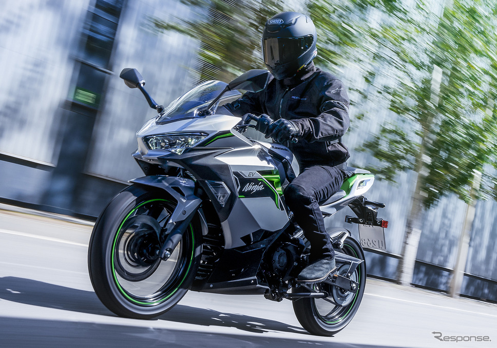 カワサキ Ninja e-1《写真提供 カワサキモータースジャパン》