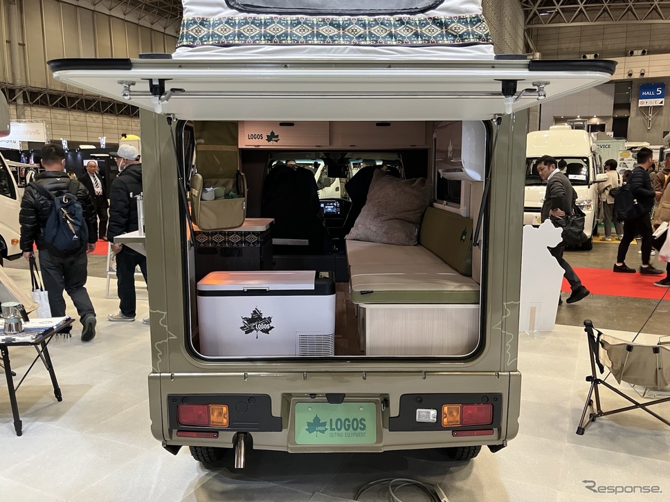 ダイレクトカーズ・アマホ・LOGOSエディション(ジャパンキャンピングカーショー2025)《写真撮影 高木啓》