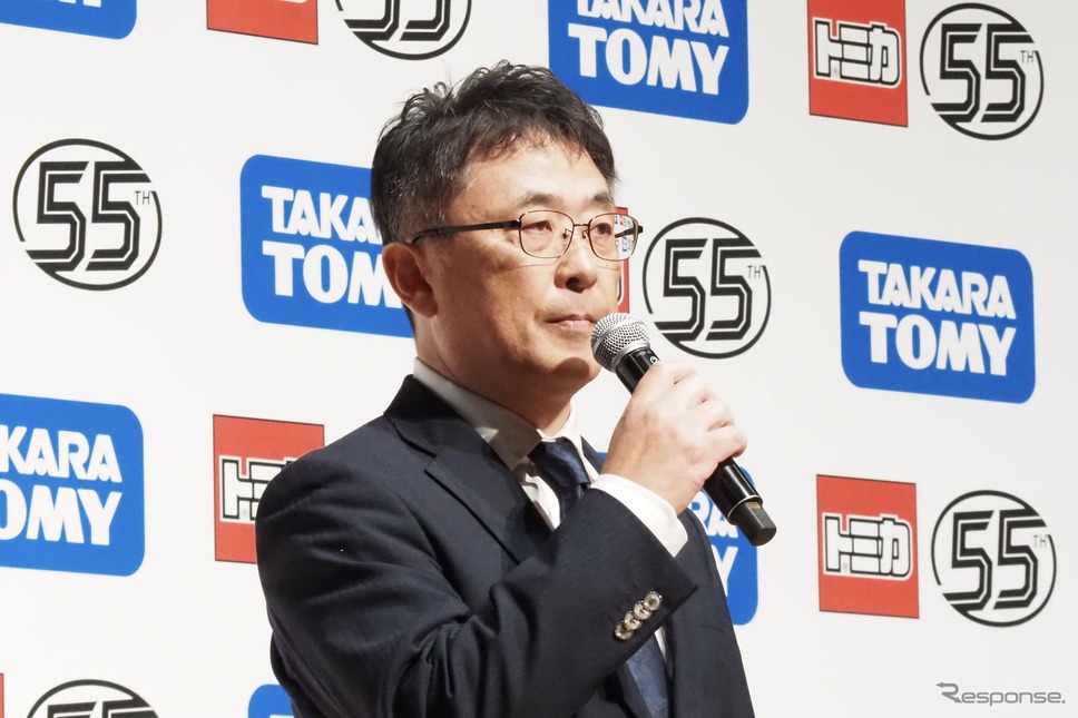 タカラトミー事業統括本部ブランドビジネス本部の竹内俊介執行役員《写真撮影 高木啓》