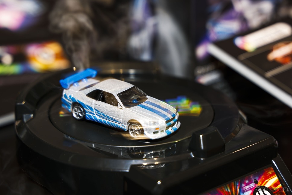 トミカプレミアムunlimited DRIFT TURN STAGE (c) TOMY《写真提供 タカラトミー》