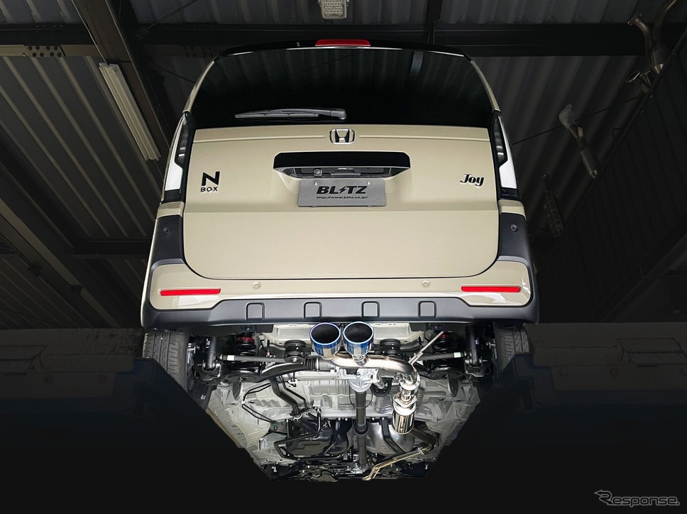 ニュルスペックVSR N-BOX JOY(JF6 4WD)装着例《写真提供 BLITZ》