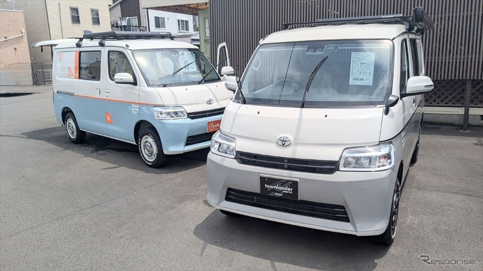 ホビクル タウンランダーCT(手前)レクビィ コットCT(奥)《写真提供 レクビィ》