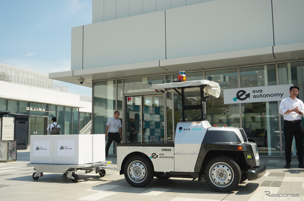 「eve auto（イブオート）」の無人搬送車両（参考画像）《写真撮影 宮崎壮人》