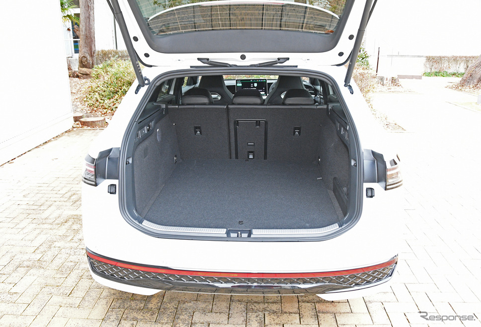 VW パサート 新型(eハイブリッド・Rライン)《写真撮影 諸星陽一》