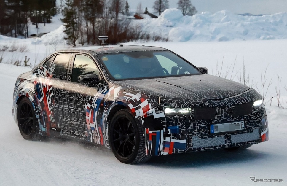 BMW M3 EV 市販型のプロトタイプ《APOLLO NEWS SERVICE》