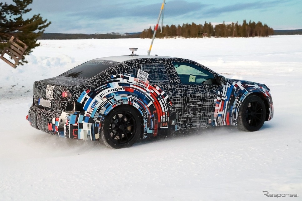 BMW M3 EV 市販型のプロトタイプ《APOLLO NEWS SERVICE》