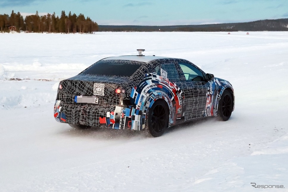 BMW M3 EV 市販型のプロトタイプ《APOLLO NEWS SERVICE》