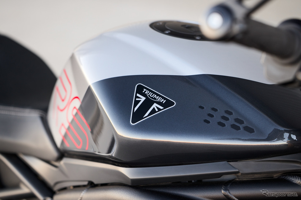 トライアンフ スピード・トリプル1200 RS 新型《写真提供 トライアンフモーターサイクルズジャパン》