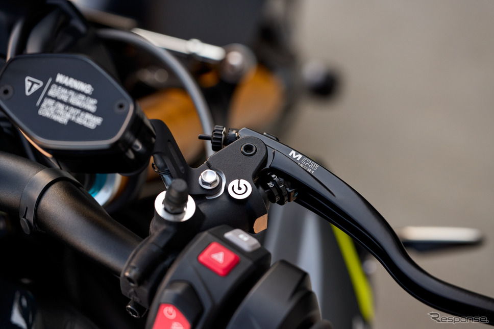 トライアンフ スピード・トリプル1200 RS 新型《写真提供 トライアンフモーターサイクルズジャパン》