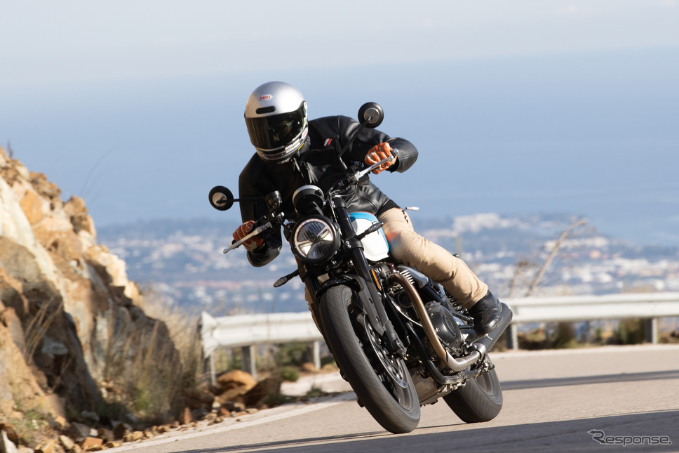 トライアンフ スピードツイン900《写真提供 TRIUMPH》
