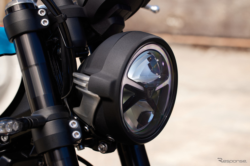 トライアンフ スピードツイン900《写真提供 TRIUMPH》