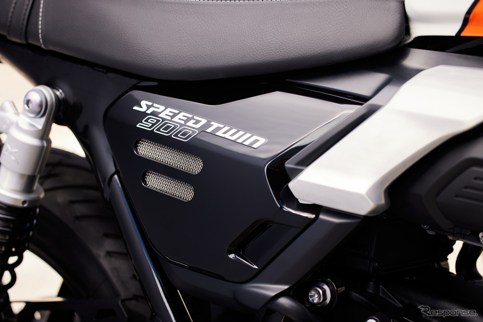 トライアンフ スピードツイン900《写真提供 TRIUMPH》