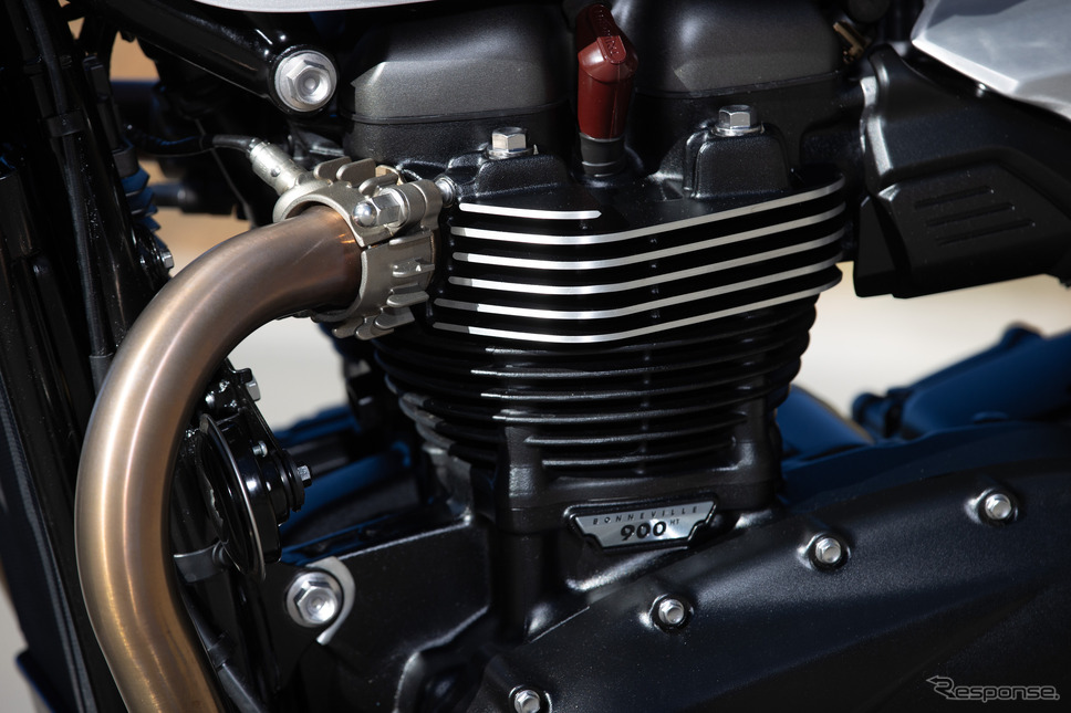 トライアンフ スピードツイン900《写真提供 TRIUMPH》