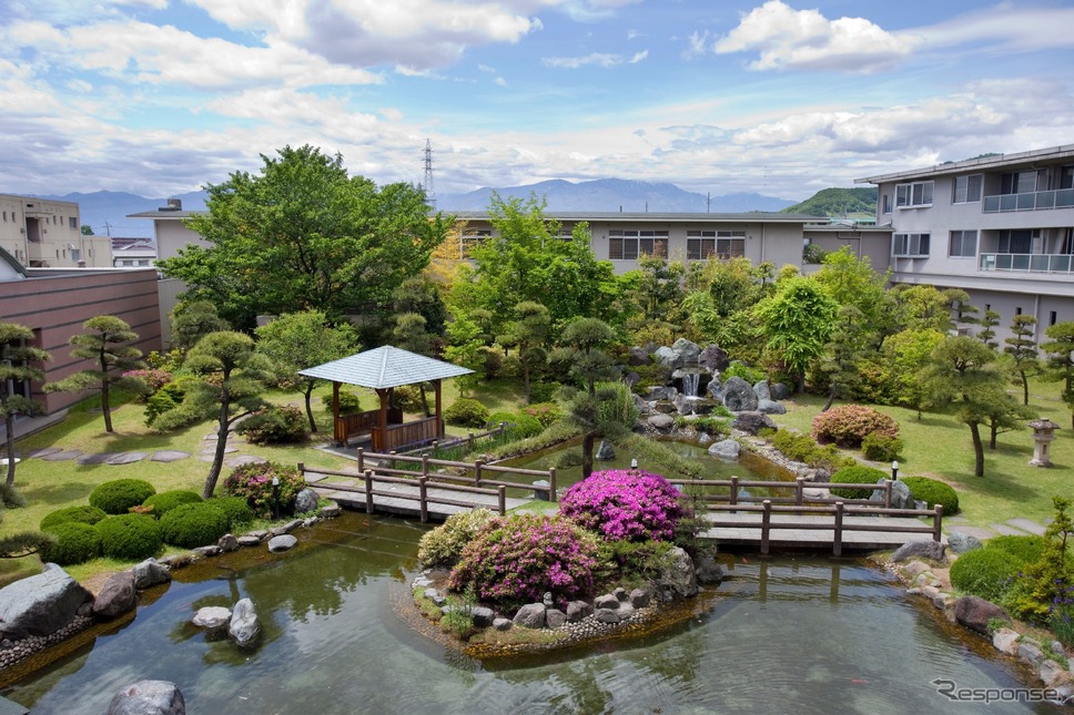 2位は山梨県笛吹市の「シャトレーゼホテル石和」《写真提供 Carstay》
