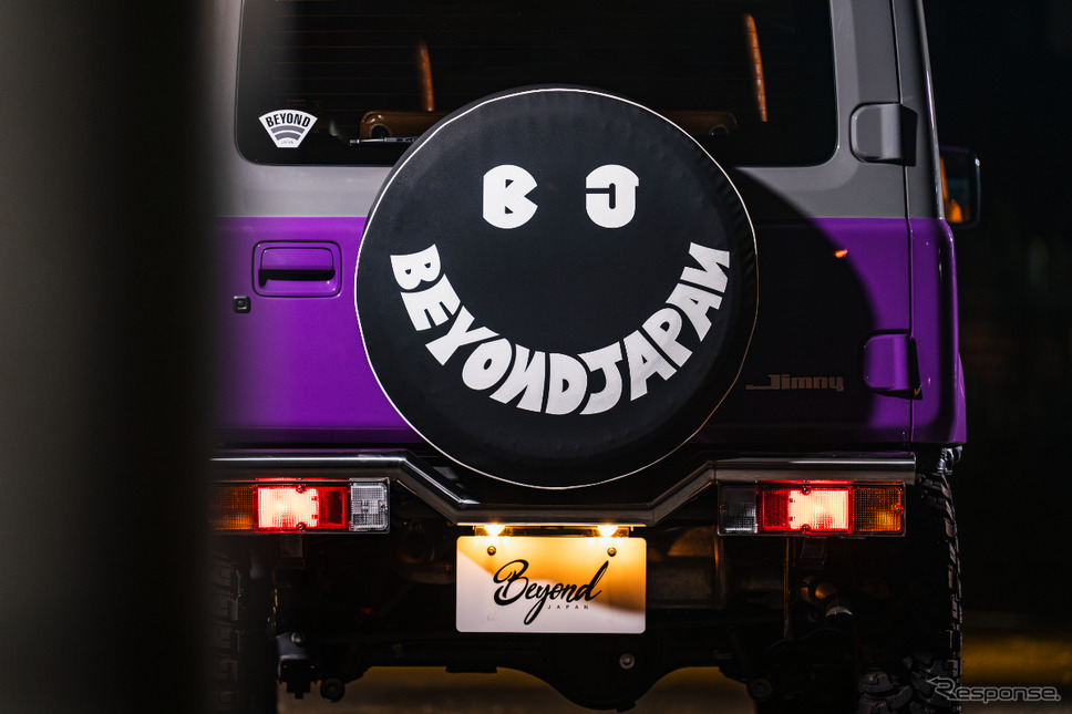 簡単装着で手軽なカスタマイズ、BeyondJAPANから『ジムニー/ジムニーシエラ』専用スペアタイヤカバーが発売《写真提供 ラスター》