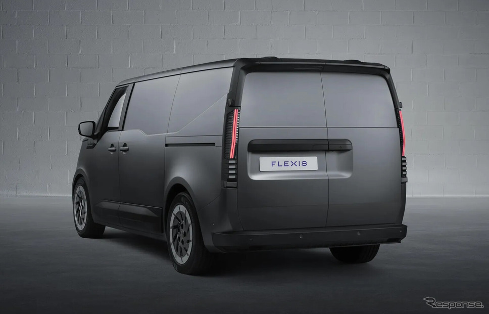フレキシスの次世代都市物流EV、Panel Van《photo by Flexis》