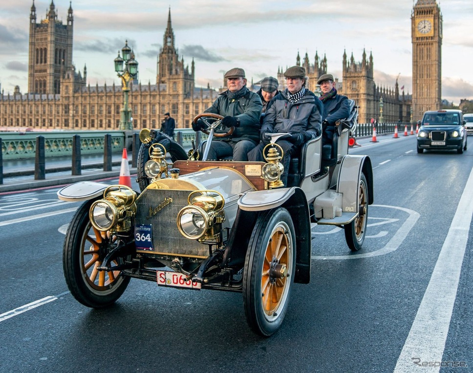 1904年製のメルセデス『シンプレックス28/32hp』《photo by Mercedes-Benz》