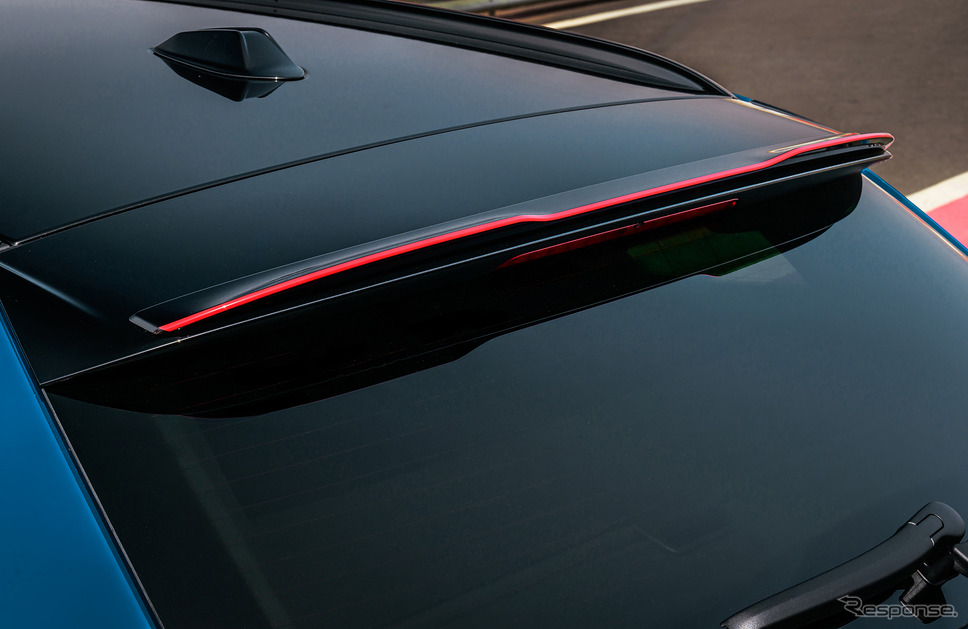 BMW M3 CSツーリング《photo by BMW》