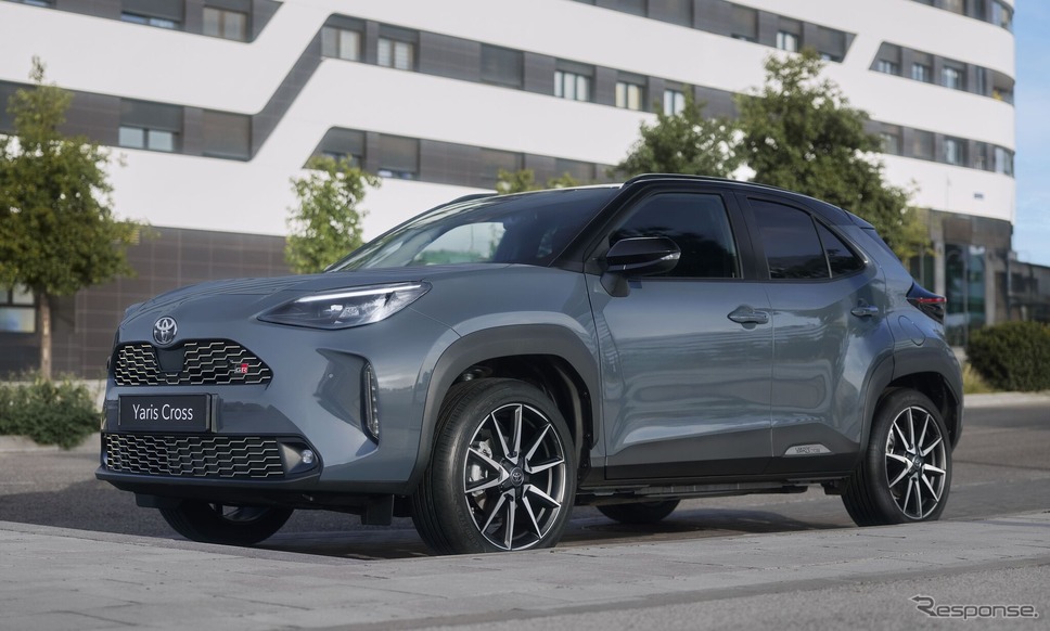 トヨタ・ヤリスクロスの「GRスポーツ」の2025年モデル(欧州仕様)《photo by Toyota》