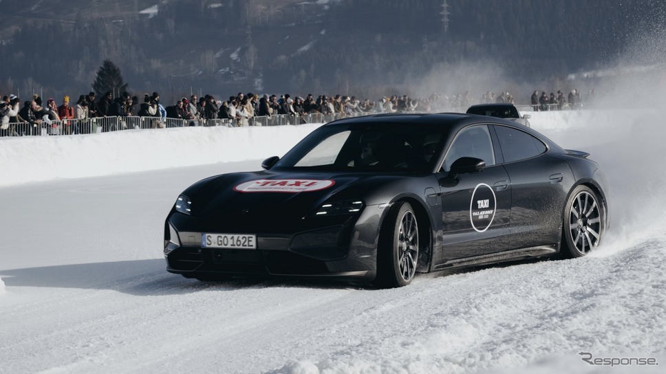 ポルシェ・タイカン・ターボS《photo by Porsche》