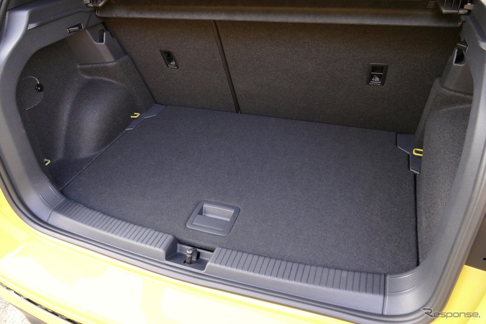 VW T-Cross TSI R-Line《写真撮影 島崎七生人》